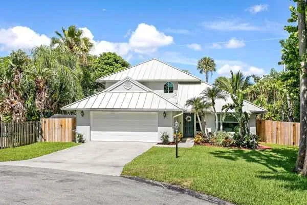 vente-villa https://www.maison-miami.com/acheter/villas-de-charme/
